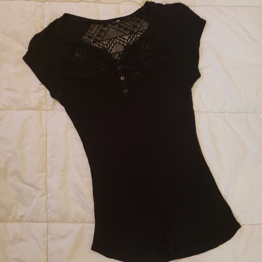 Black ribbed cap sleeve Henley tee